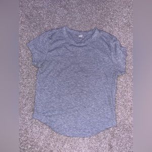 XS Womens shirt BRAND: Old Navy.